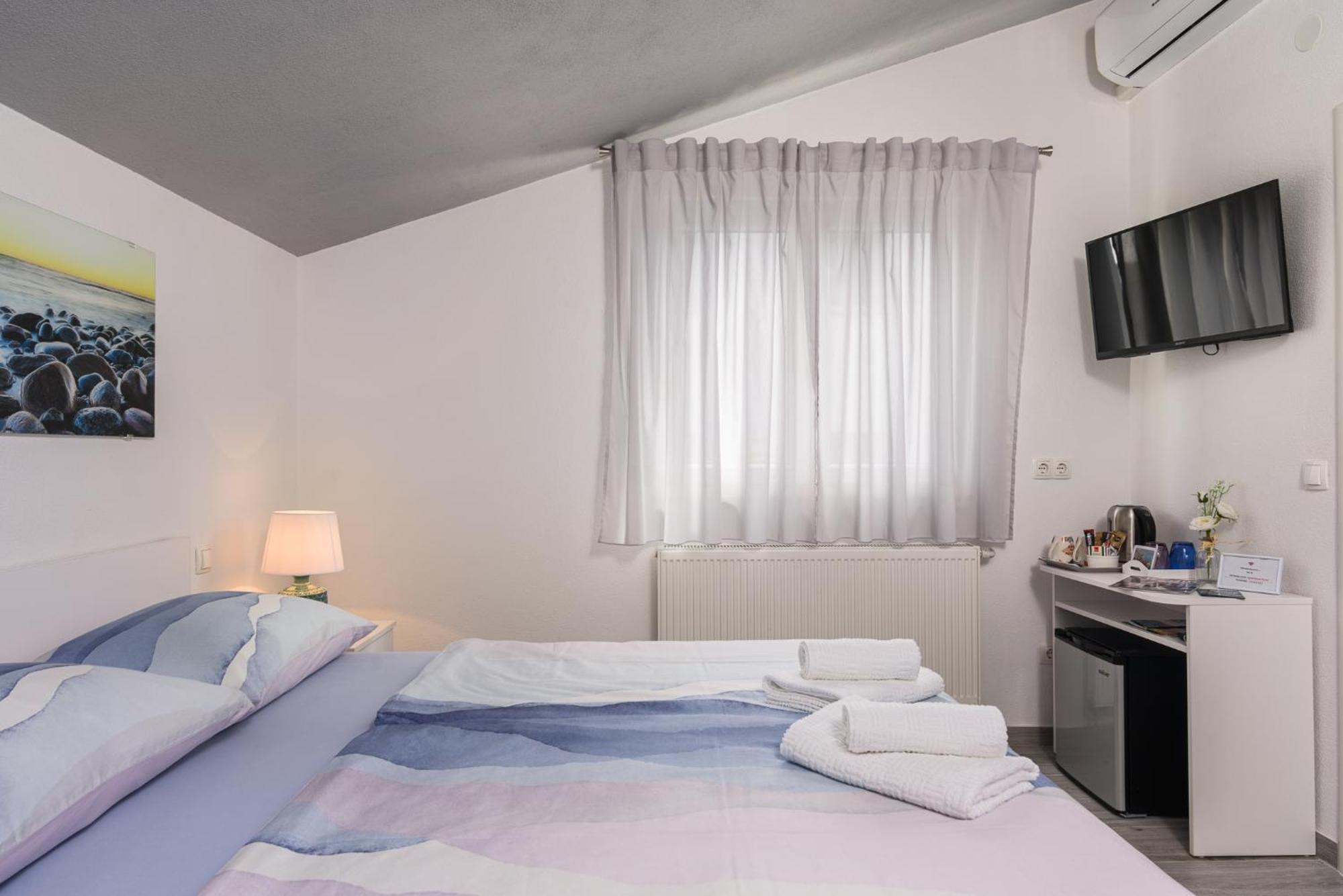 Rooms Anna Trogir Exteriér fotografie